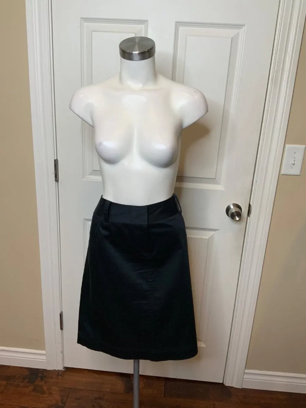 Lafayette 148 New York Navy Blue Cotton Pencil Skirt, Size 6